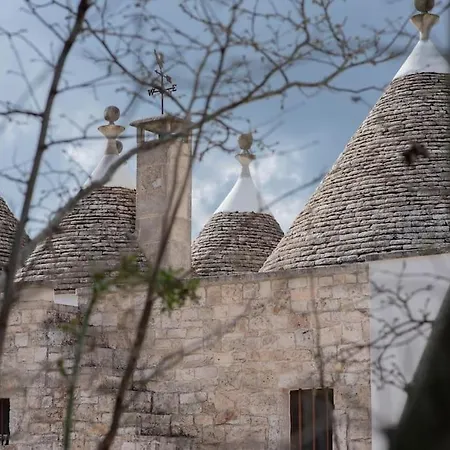 Trulli D'estia - *